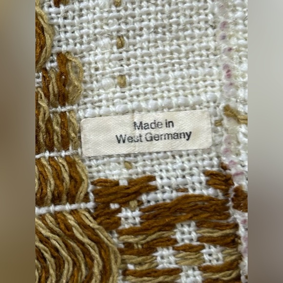 Vintage Elegant Cream and Brown Table Runner. Made in West Germany. Boho. - Picture 7 of 7